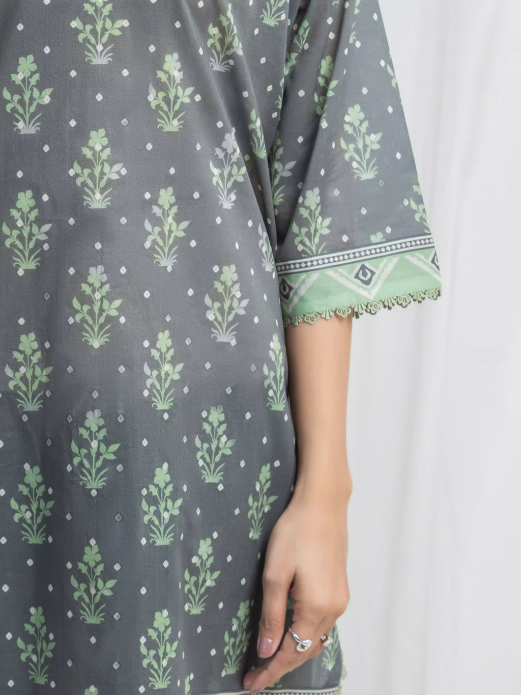 Printed Lawn Suit - EWU6A1-36845-3P