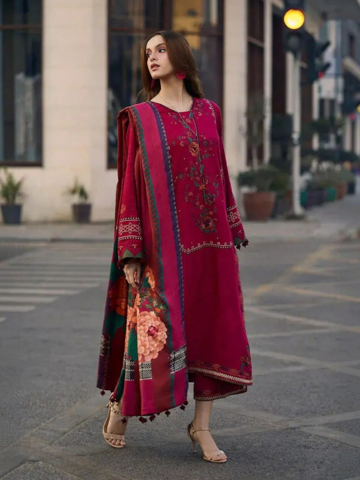 3 Piece Unstitched Embroidered Dhanak Suit