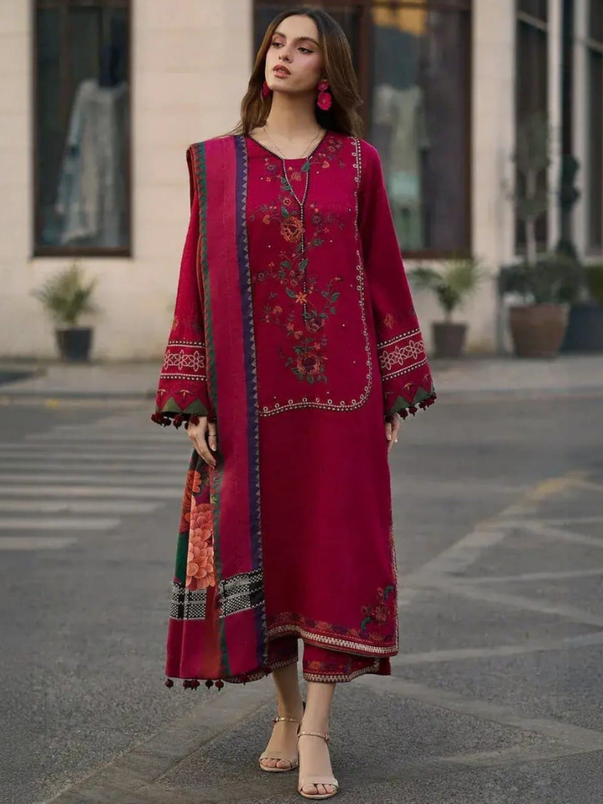 3 Piece Unstitched Embroidered Dhanak Suit