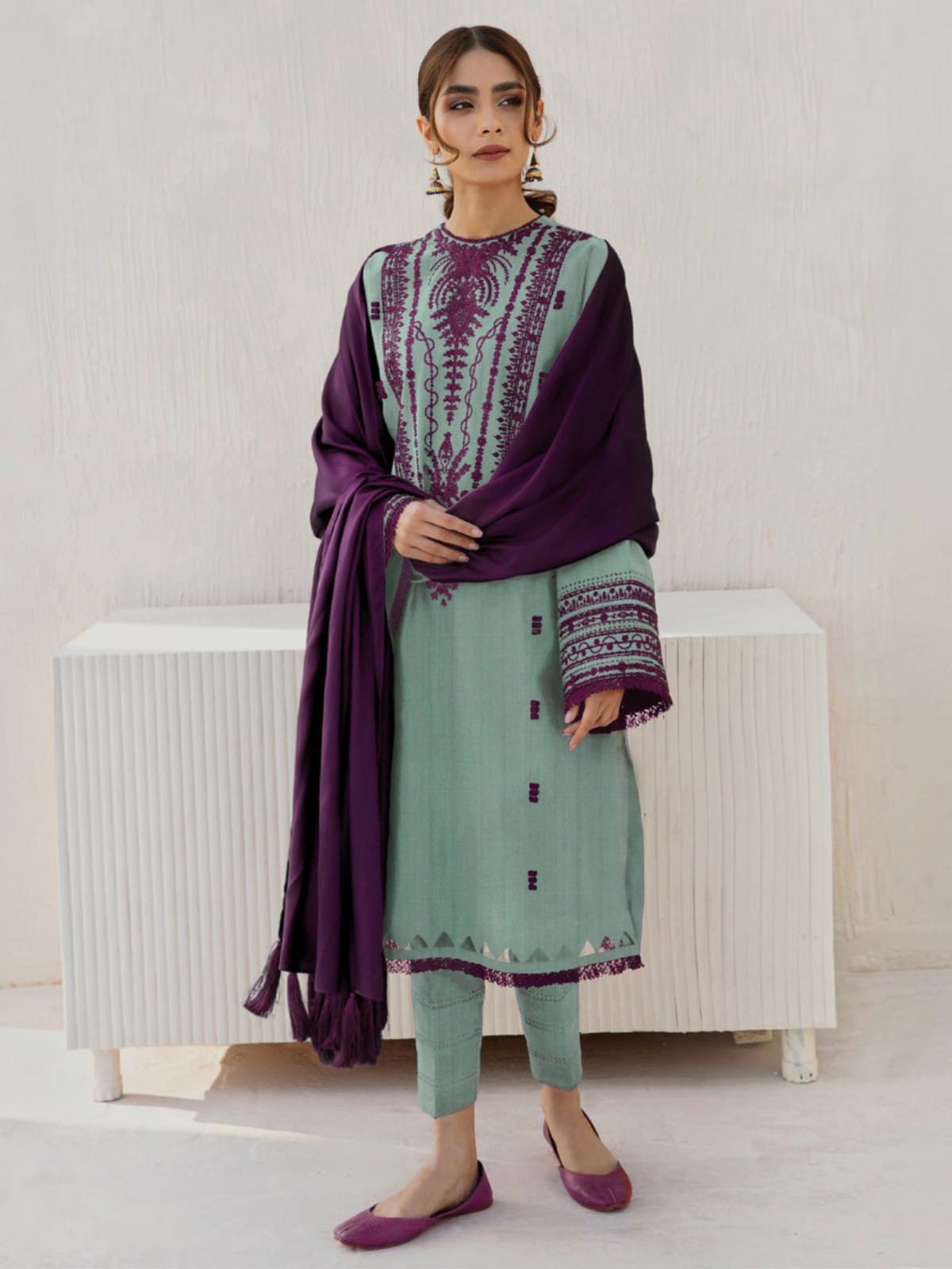 3 Piece Unstitched Embroidered Dhanak Suit