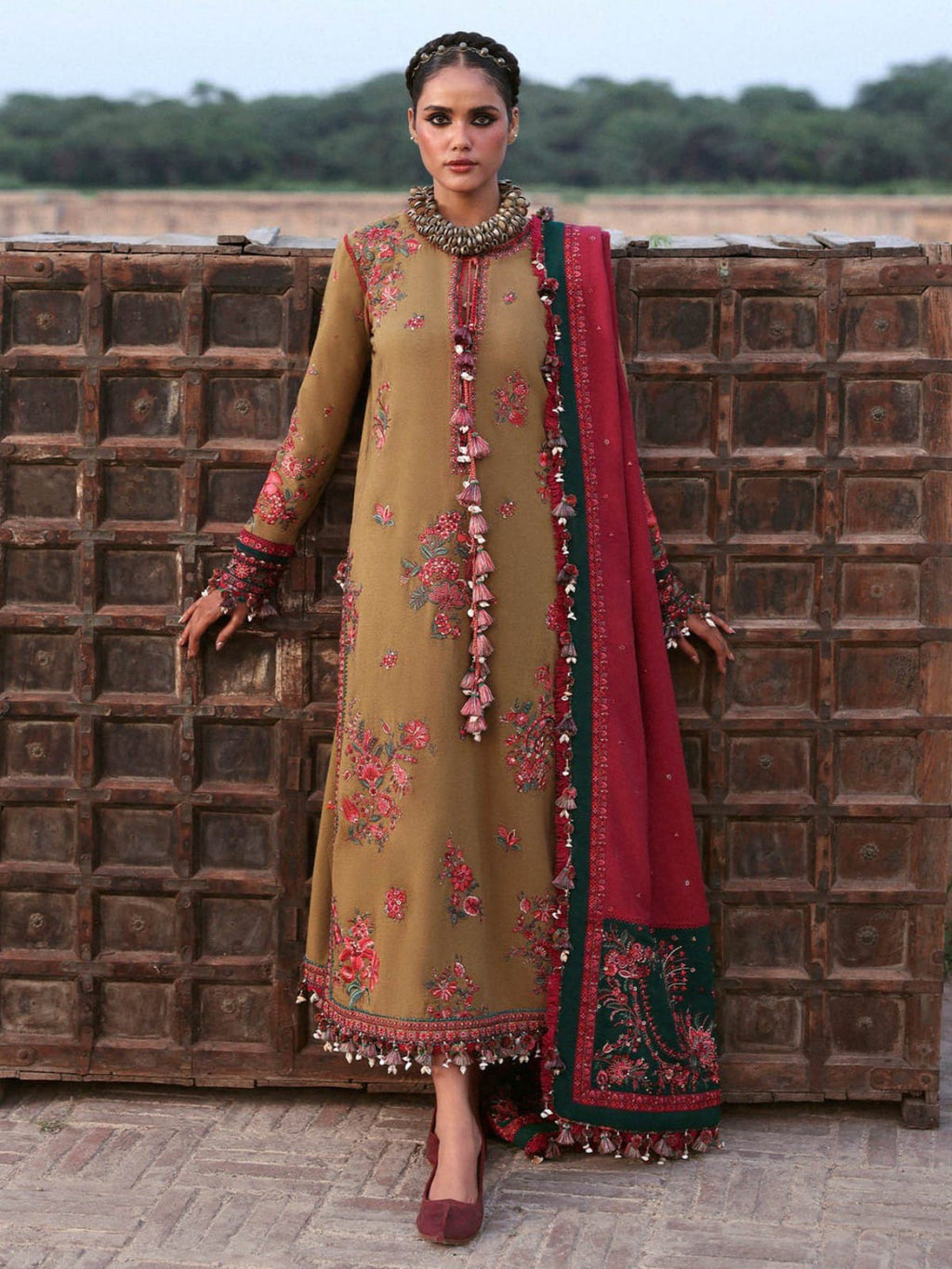 3 Piece Unstitched Embroidered Dhanak Suit HR-2945