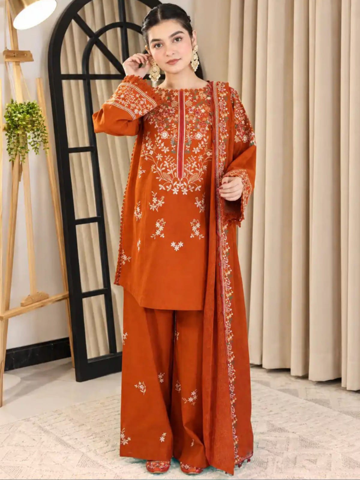 3 Piece Unstitched Embroidered Dhanak Suit BT-3125