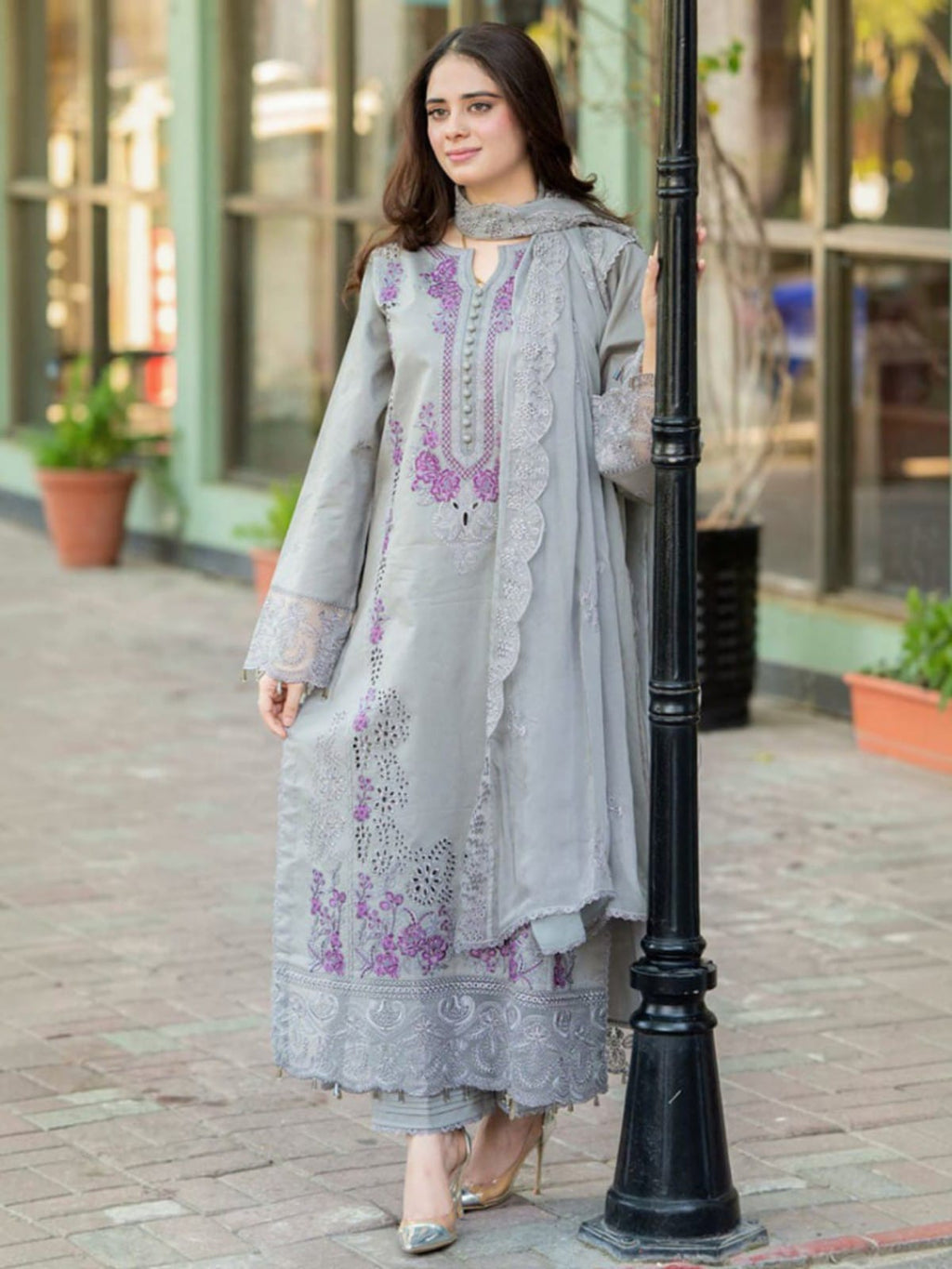 3 Piece Unstitched Embroidered Dhanak Suit