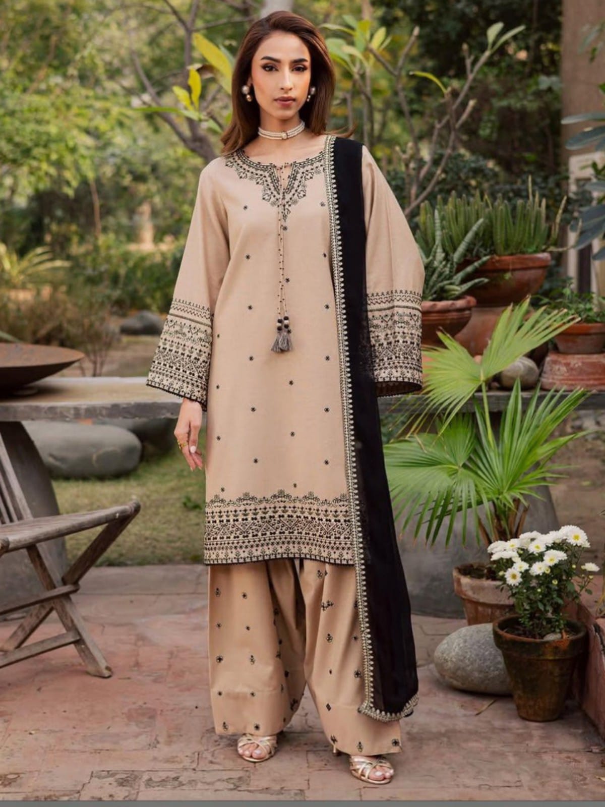 3 Piece Unstitched Embroidered Dhanak Suit BT-2985