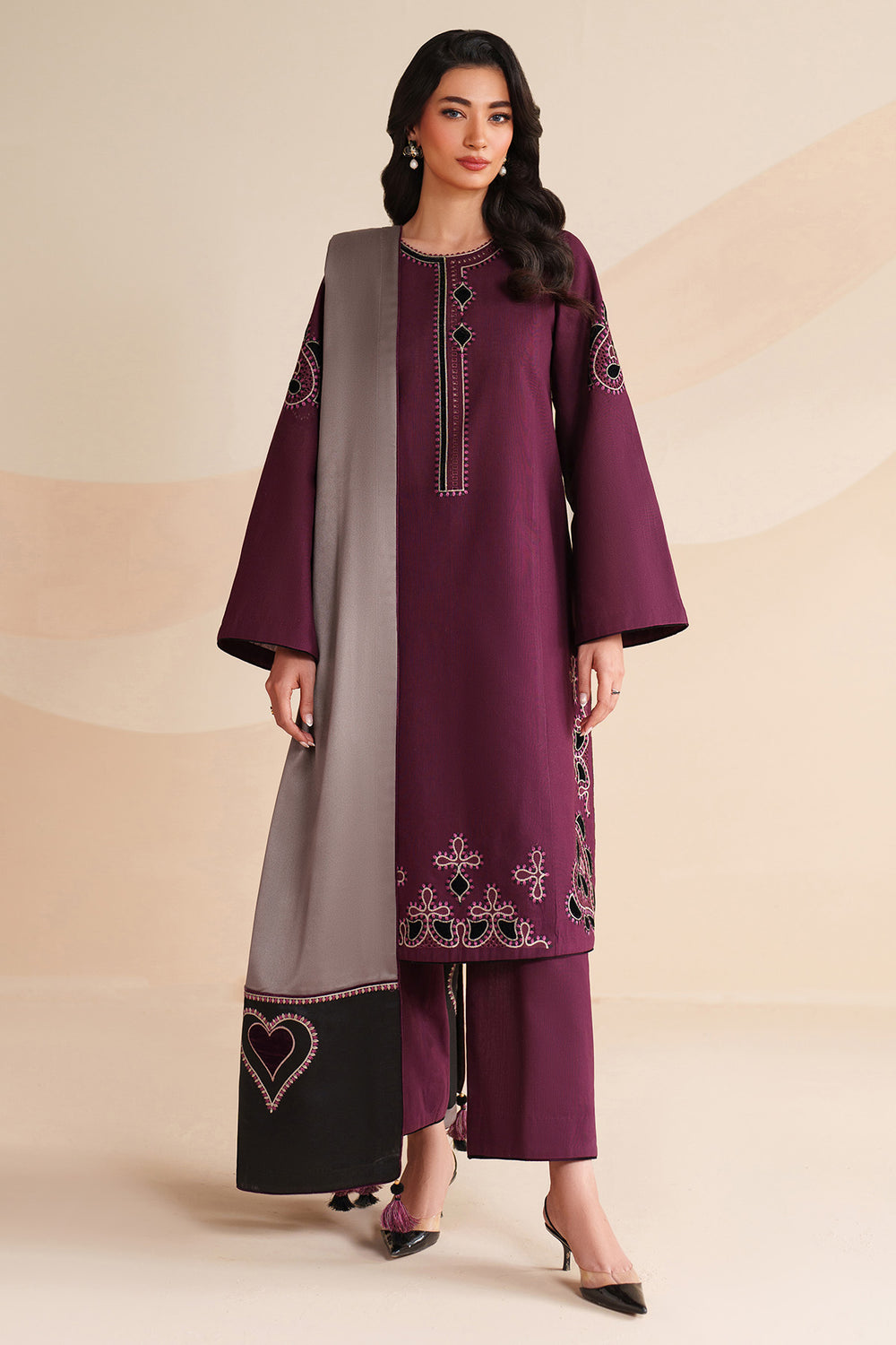 3 Piece Unstitched Embroidered Dhanak Suit