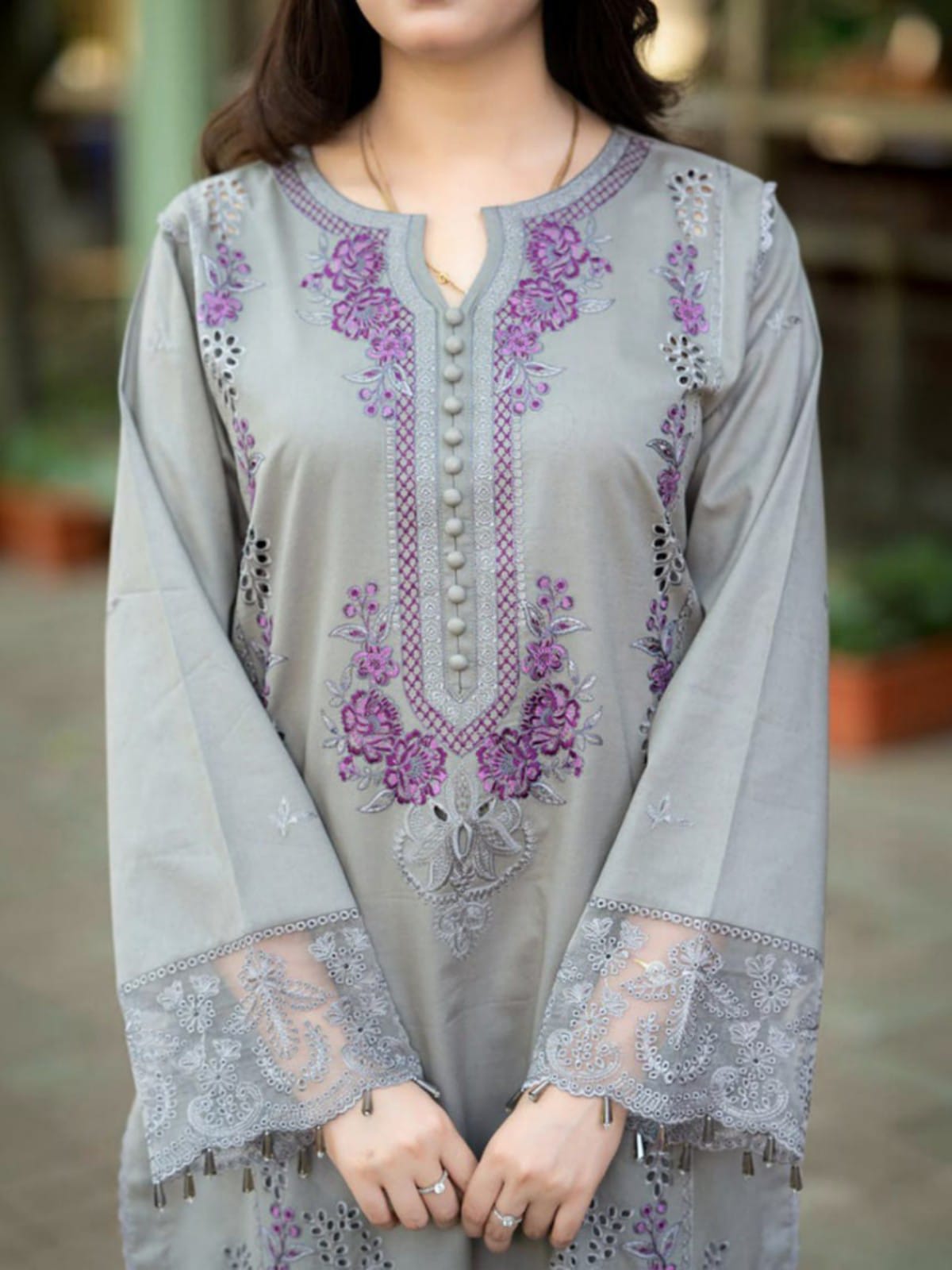 3 Piece Unstitched Embroidered Dhanak Suit