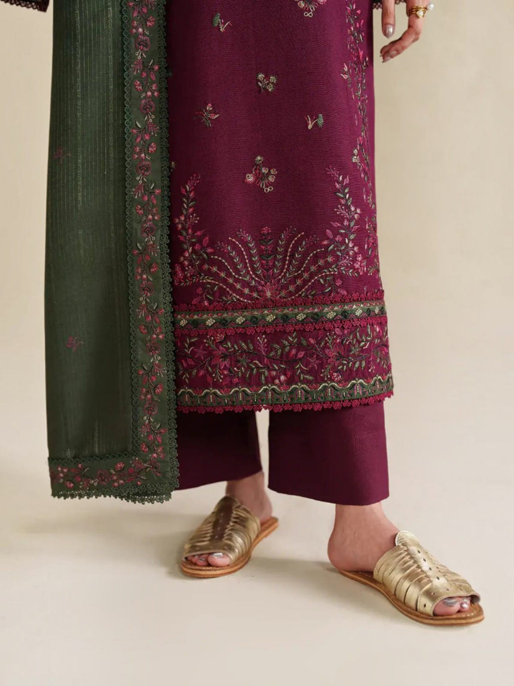 3 Piece Unstitched Embroidered Dhanak Suit IZ-2705