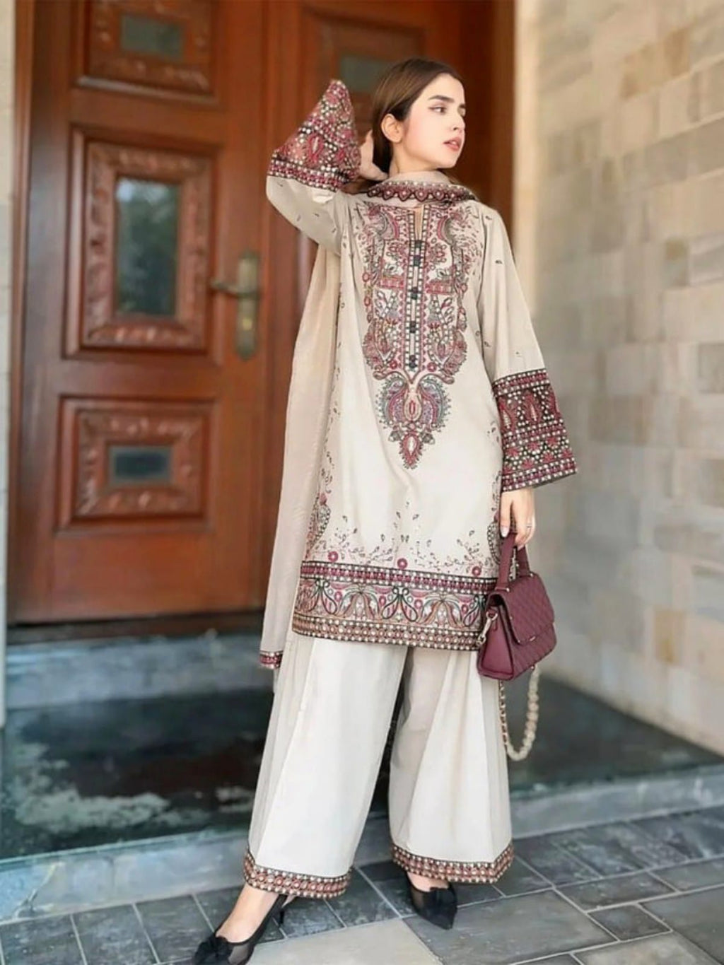 3 Piece Unstitched Embroidered Dhanak Suit
