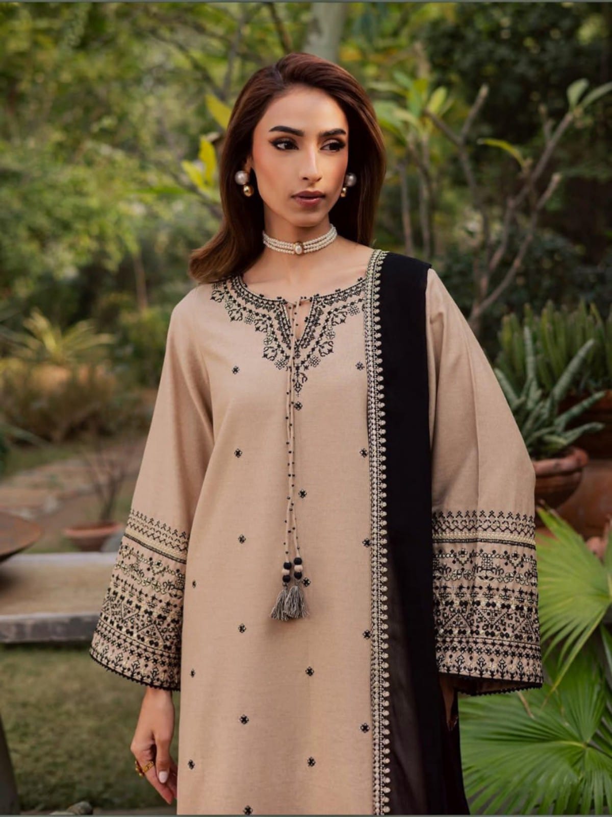3 Piece Unstitched Embroidered Dhanak Suit BT-2985