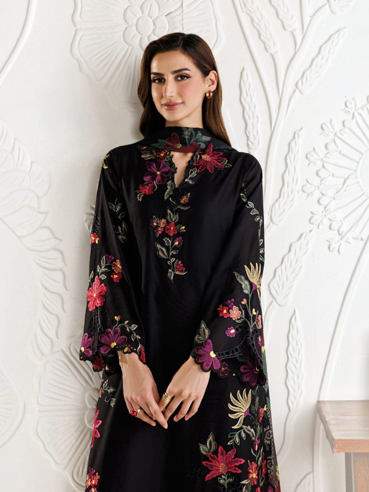 3 Piece Unstitched Embroidered Dhanak Suit
