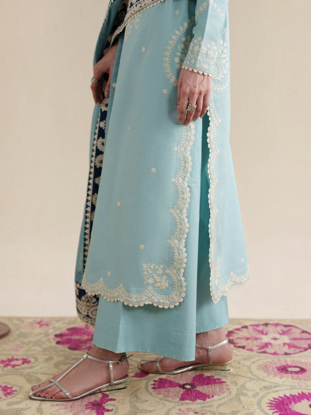 3 Piece Unstitched Embroidered Dhanak Suit