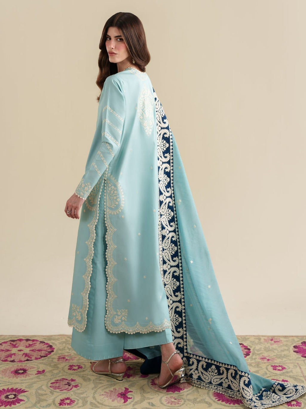 3 Piece Unstitched Embroidered Dhanak Suit
