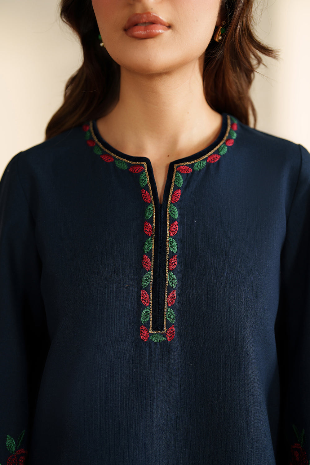 3 Piece Unstitched Embroidered Dhanak Suit SP-155