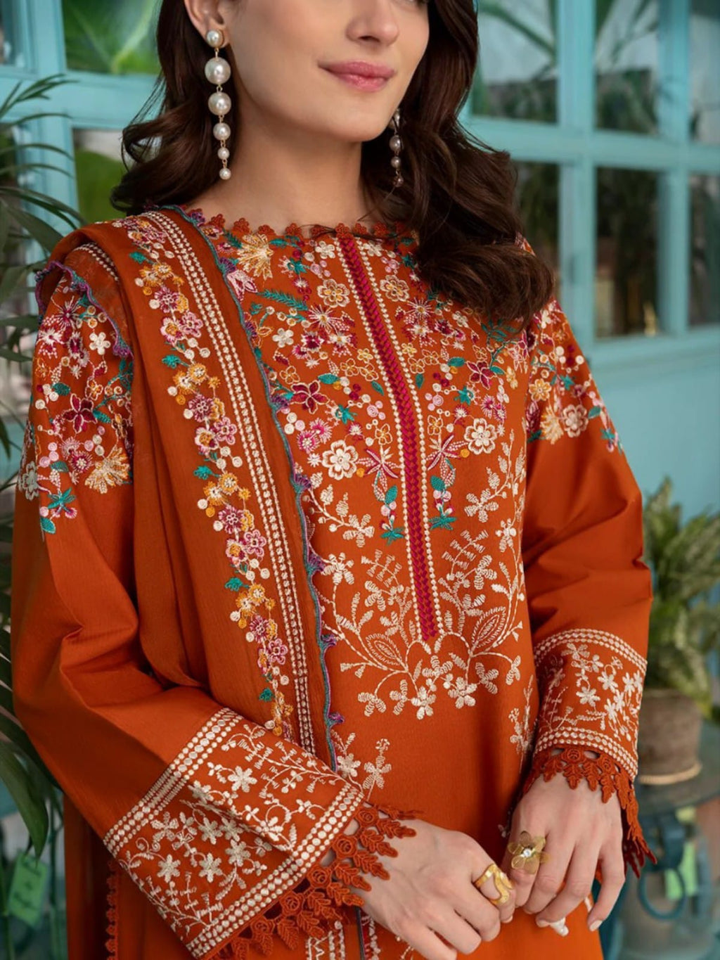3 Piece Unstitched Embroidered Dhanak Suit BT-3125