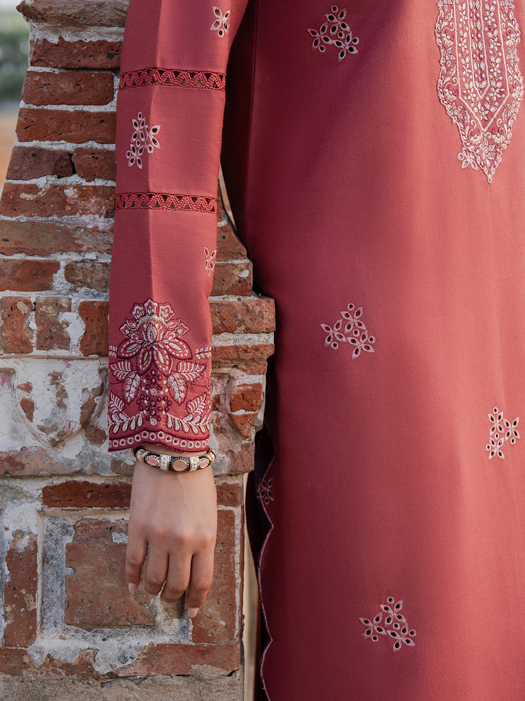 3 Piece Unstitched Embroidered Dhanak Suit IZ-3070