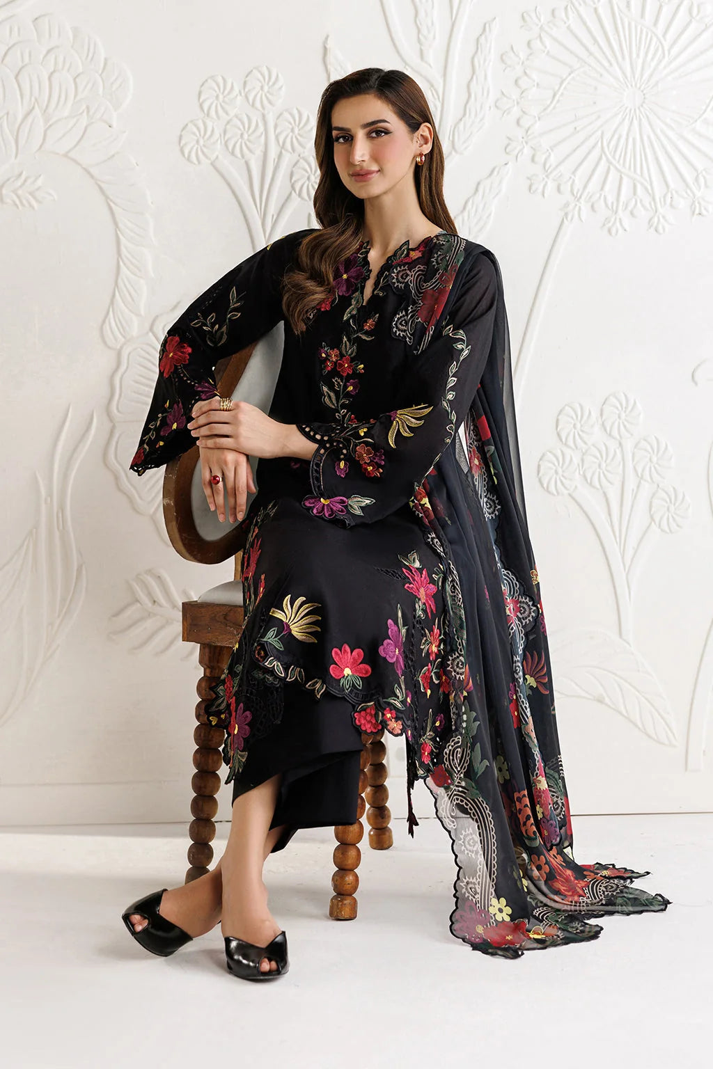 3 Piece Unstitched Embroidered Dhanak Suit With Embroidered Dhanak Shawl AJ-2915