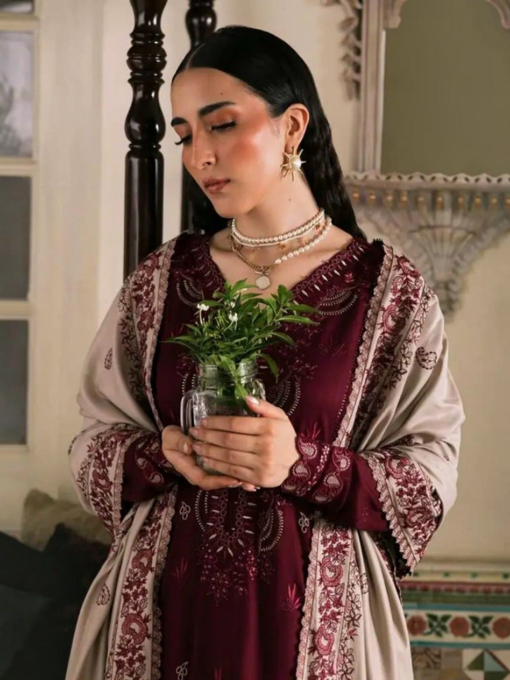 3 Piece Unstitched Embroidered Dhanak Suit