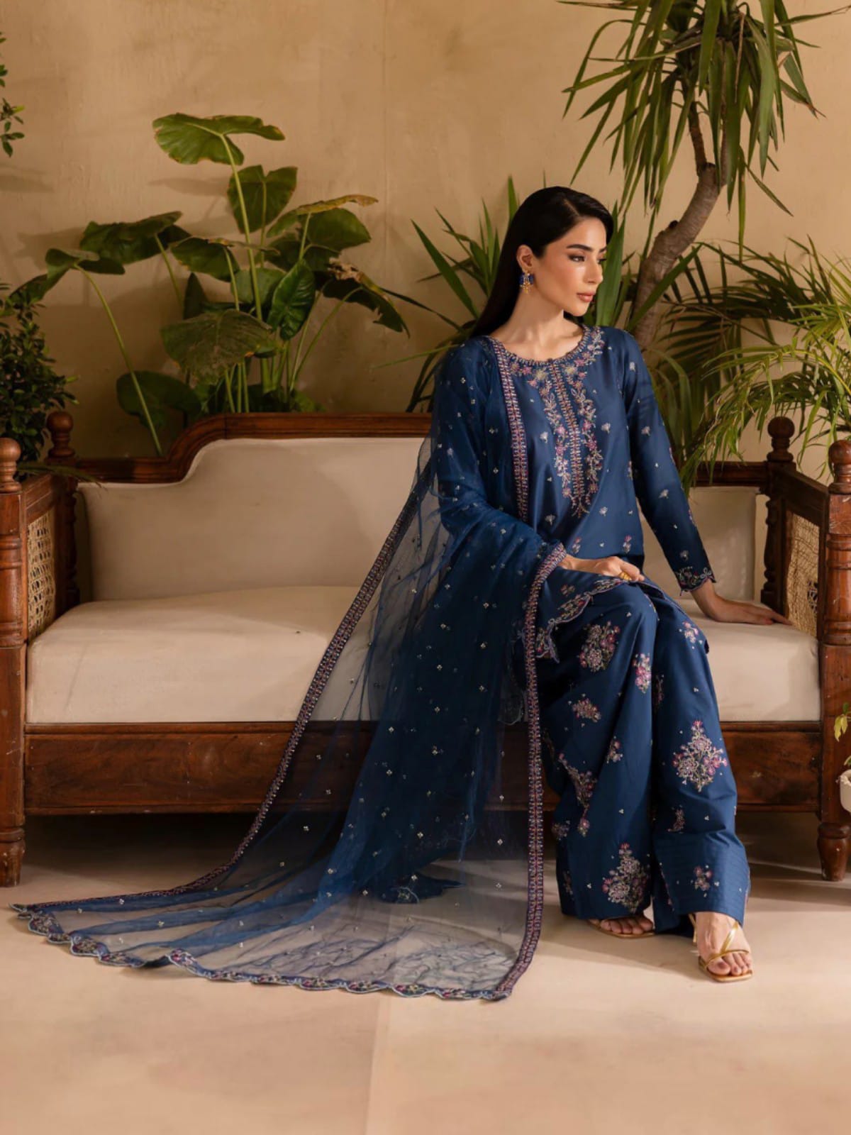 3 Piece Unstitched Embroidered Dhanak Suit